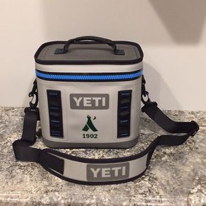 Yeti Hopper Flip 12